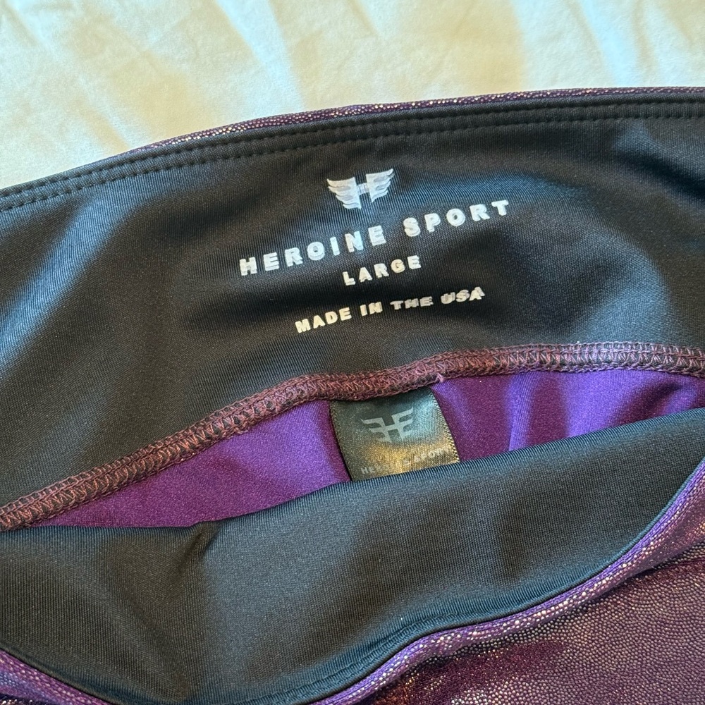 Heroine Sport Metallic Purple Leggings and Top Set - Picture 3 of 3